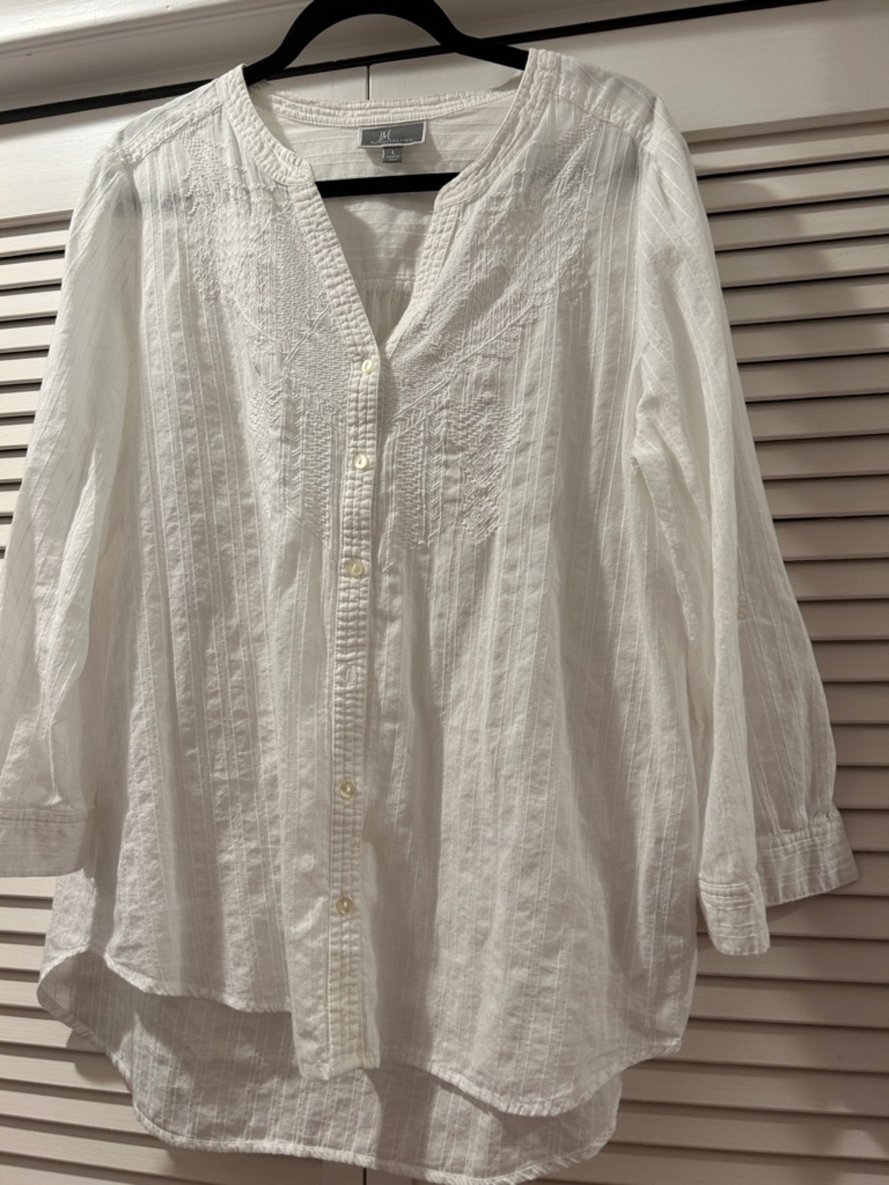 JM Collection White Button-Front Textured Peasant Blouse